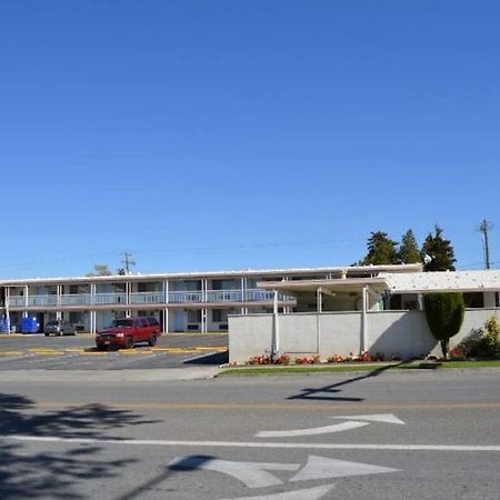 Winnemucca Holiday Motel Exterior photo